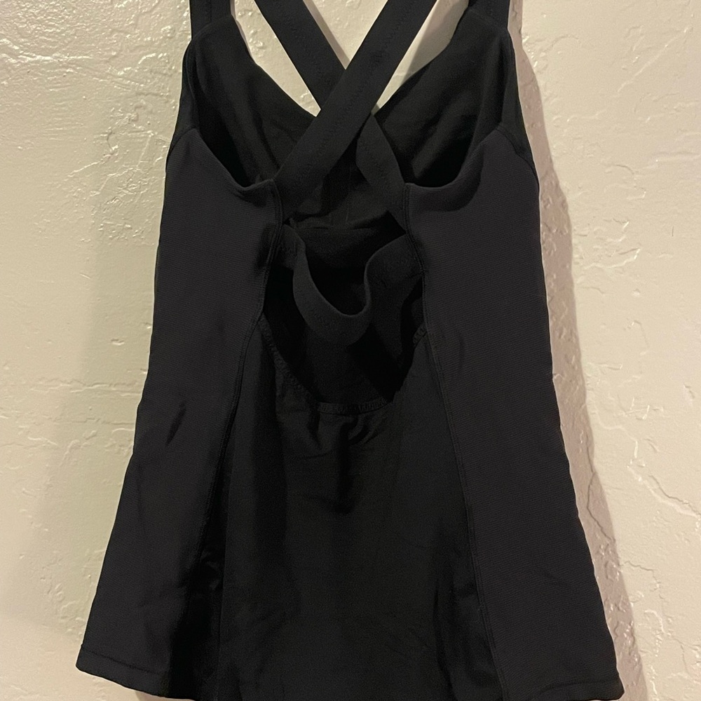 Lululemon Cross-back Tank - Picture 2 of 4